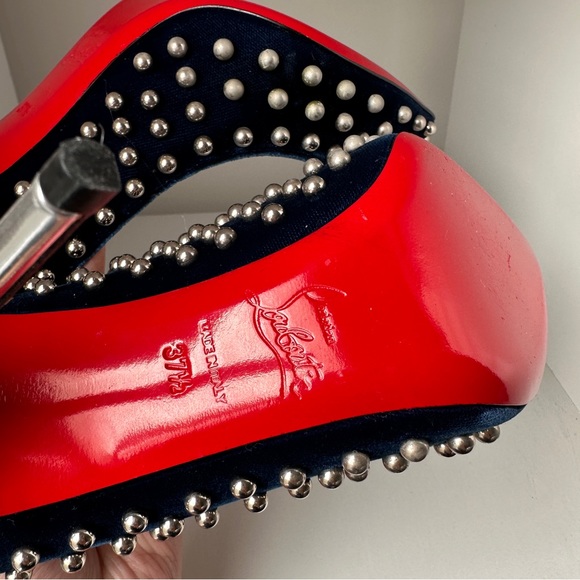 ❌SOLD❌ Christian Louboutin Billy Blue Velvet Studded Heels 37.5 - Picture 9 of 9